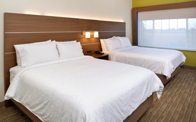 Holiday Inn Express Hotel & Suites Lodi, an IHG Hotel