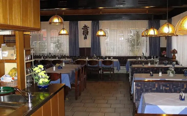 Hotel Café Restaurant Lindenhof