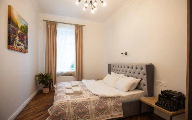 Friends House- сучасні апартаменти в центрі Львова