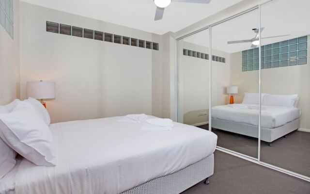 Manly Stay LUX Apartments