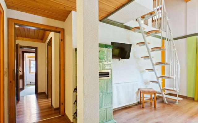 Cozy Apartment in Saalbach-Hinterglemm near Ski Area