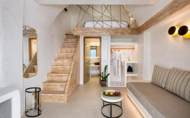 Athina Luxury Suites