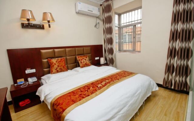 Xianyang Run 8 Business Hotel