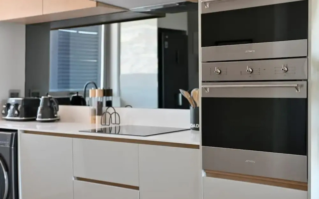 Quiet 2-bed Green Point Retreat Rooftop Pool