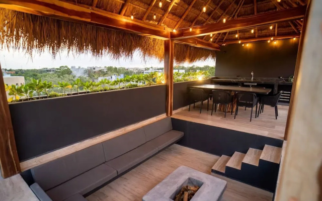 Studio Apt, Great Location, Amazing Rooftop Pool