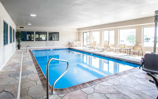 Comfort Inn Lees Summit @ Hwy 50 & Hwy 291