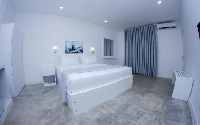 Somerset Mirissa Beach