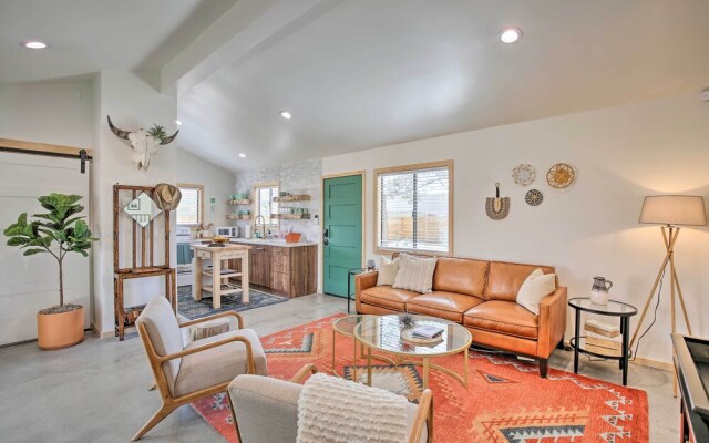 Modern Joshua Tree Bungalow With Fire Pit & Bbq!