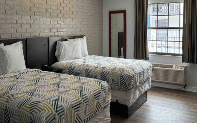 Travelodge Inn & Suites Tallahassee North