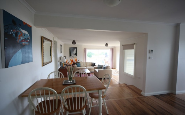Seaview House Ulverstone – Guest Rooms – West Ulverstone