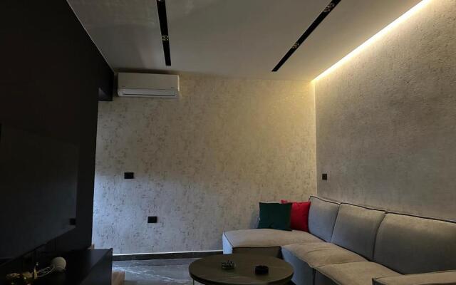 La Mirage Apartment 02