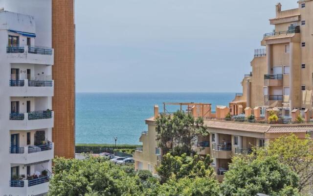 Cascais 1BR w/ pool