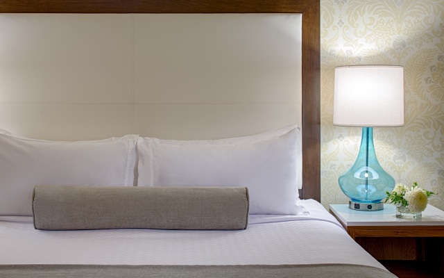 Crowne Plaza Phoenix - Chandler Golf Resort by IHG