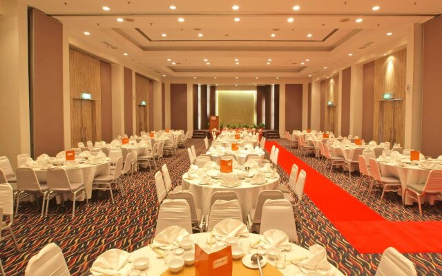 Grand Dormani Rajah Court Hotel