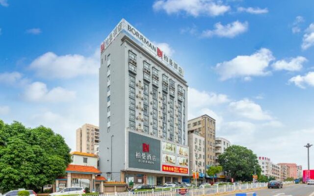 Baiman Hotel (Zhanjiang Suixi Quanfeng Plaza Branch)