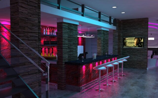 Meshal Hotel & Spa