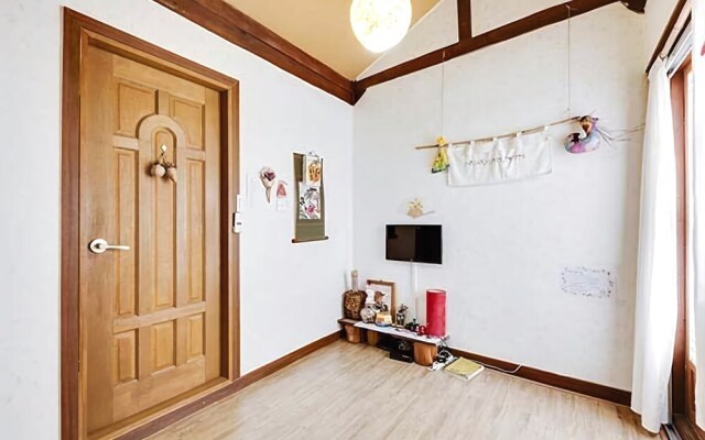 Jeonju Flowerwind Pension