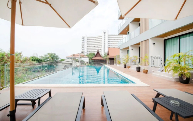 Blooming Hill Boutique Suites