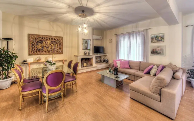 Villazia Exclusive Estate
