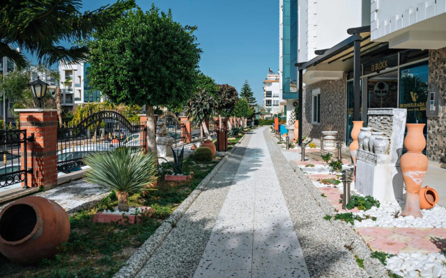 Rada Apart Hotel