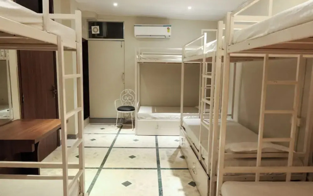Jaipur Qila-Boutique Hotel and Roof Cafe