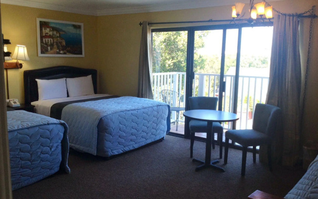 Inn By the Bay Monterey