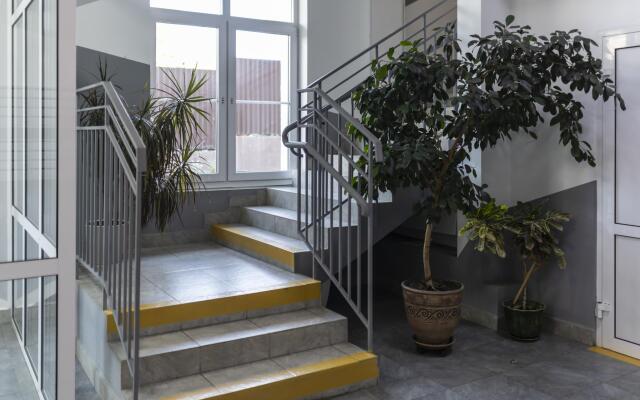 9 ночей на улице Карла Либкнехта 201