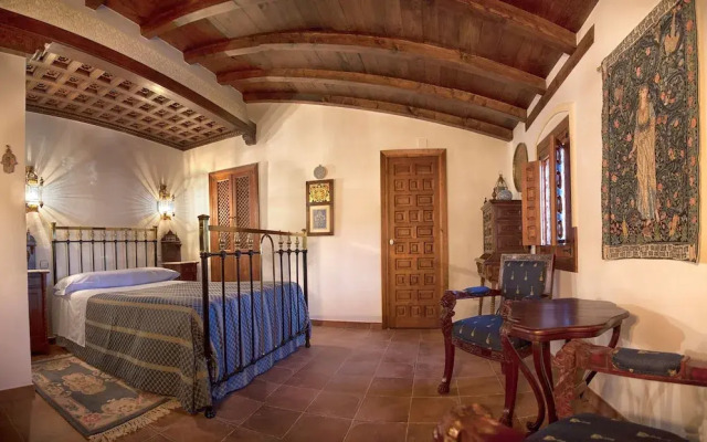 Casa De La Torre Hospederia
