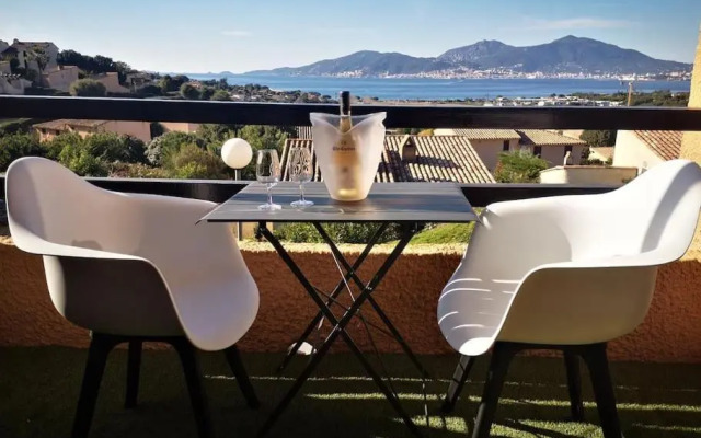 Porticcio : magnifique T2 piscine vue mer