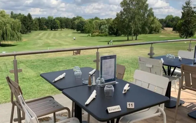 Hotel Les Suites - De Crécy