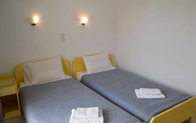Rhoe Seaside Apartments