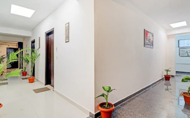 Goroomgo Vasundhara Grand Ghaziabad