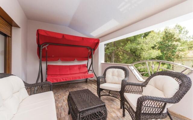 Awesome Home in Pakostane With 4 Bedrooms, Wifi and Outdoor Swimming Pool
