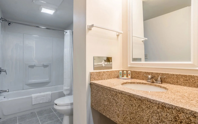 Days Inn by Wyndham Hartsfield Jackson Atlanta Airport West