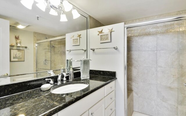 Trillium 4A Beach Front Condo With Private Balcony/amazing Views
