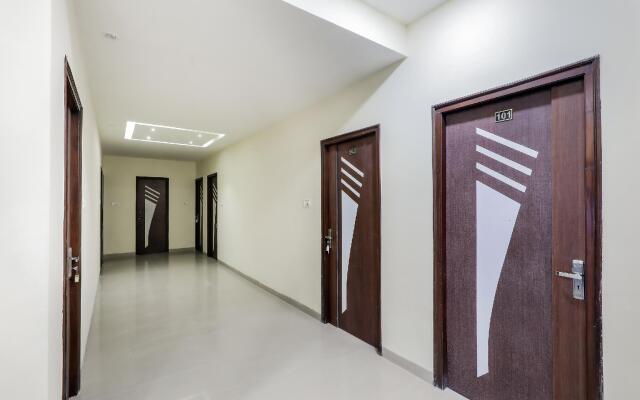 OYO 70099 Hotel Relax