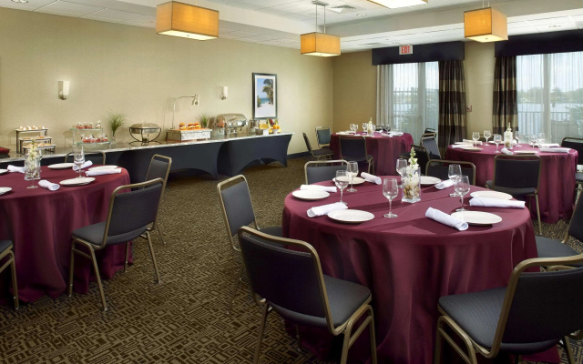 Holiday Inn Express Miami Airport Blue Lagoon Area by IHG