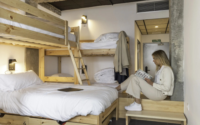 Ekoos , Bilbao Eko Hostel