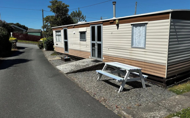 NorthField Holiday Park (31874695)