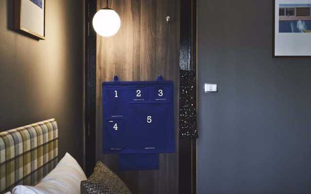 Josh Hotel