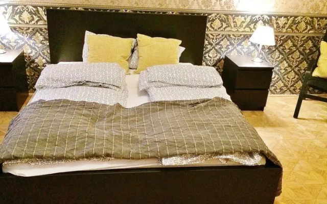 Romantic Budapest Apt