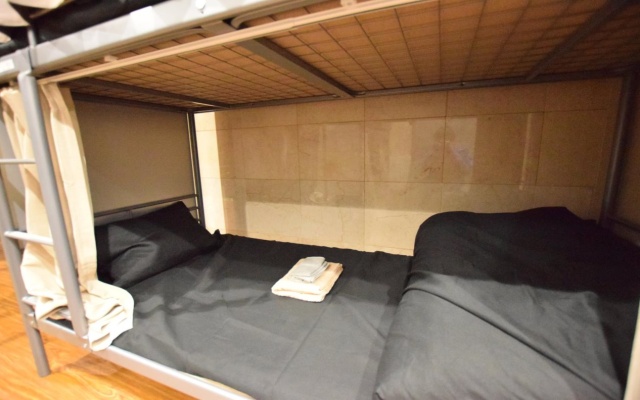 TOMA-RU - Hostel – Guest Rooms – Osaka