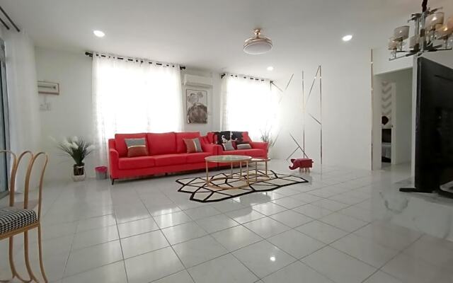 OYO Home 90189 Sibu Wedding Homestay2u