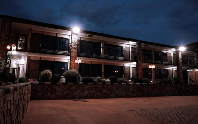 Riverside Inn & Suites Danville Ceaser Casino