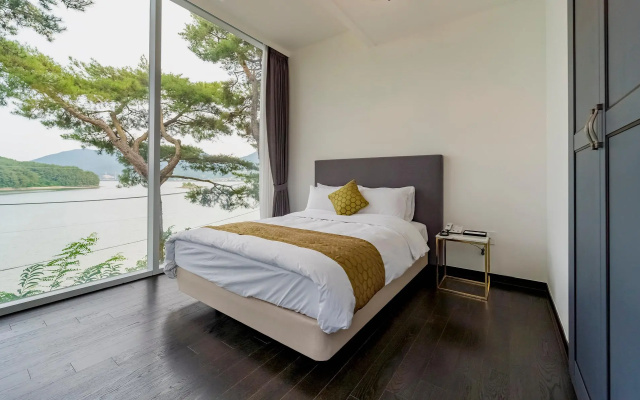 Hansan Marina Resort Gosung
