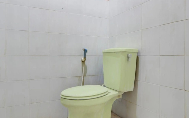 Hotel O Solo near RS JIH Solo formerly Azifa Inn – Bathroom – Surakarta