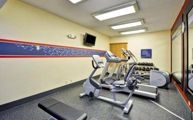 Hampton Inn Cleveland-Westlake