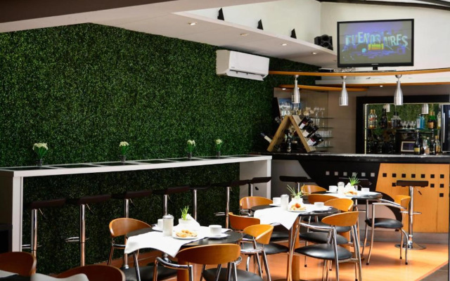 Pocitos Plaza Hotel
