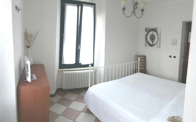 Shangrilla Hotel & Restaurant