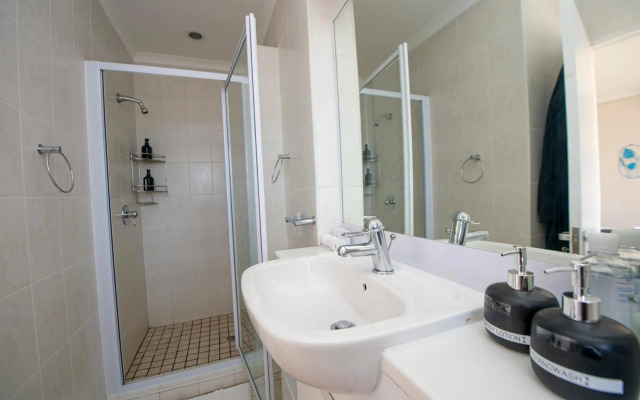 Thanda Vista - Bed and Breakfast